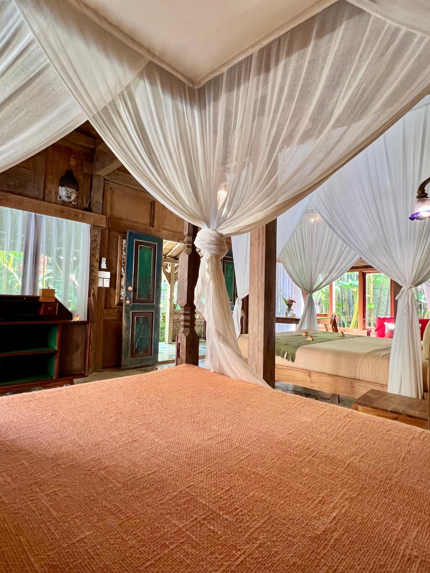 Umakayu Joglo Villa Canggu - Boutique Hotel Екстер'єр фото