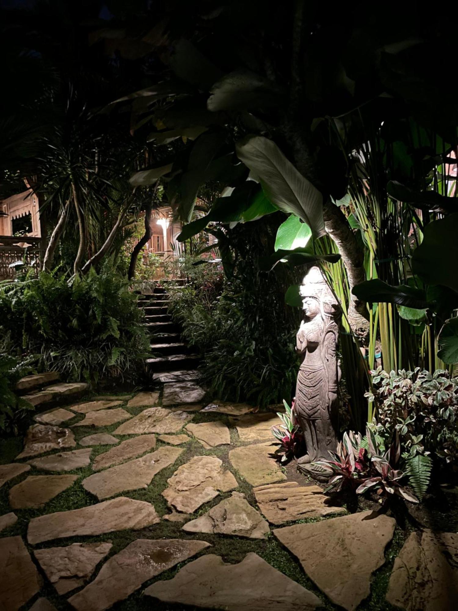 Umakayu Joglo Villa Canggu - Boutique Hotel Екстер'єр фото